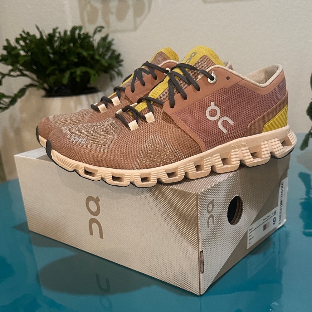 On Running Cloud Women's Sneakers ON Cloud X Mocha/Sand Size 9